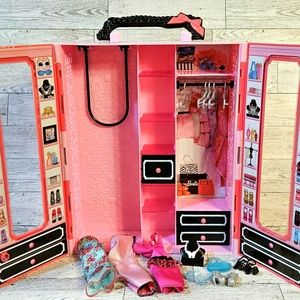 Barbie Style Ultimate Closet 2013